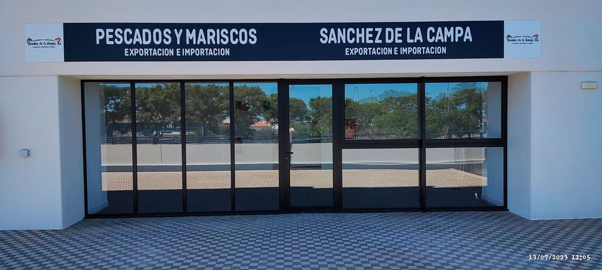 Instalaciones de Pescados y Mariscos Sánchez de la Campa en la Ciudad del Marisco de Huelva